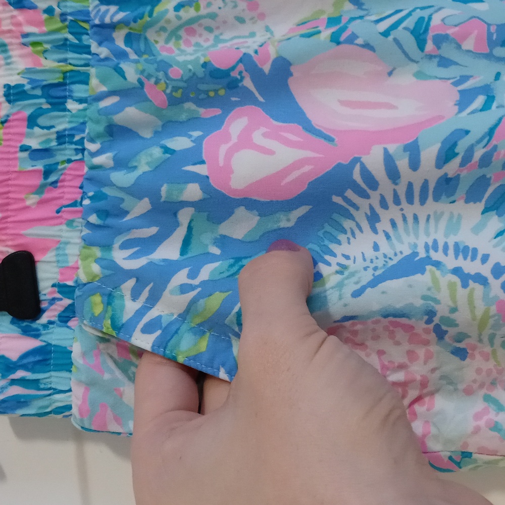 🌊HTF Lilly Pulitzer🌊 - Katia Short - Picture 6 of 15